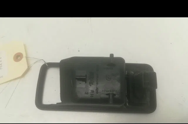 Commande lève-glace porte avant droite Ford FOCUS C-MAX (DM2) 1.6 tdci (2003-2007) occasion — photo 2