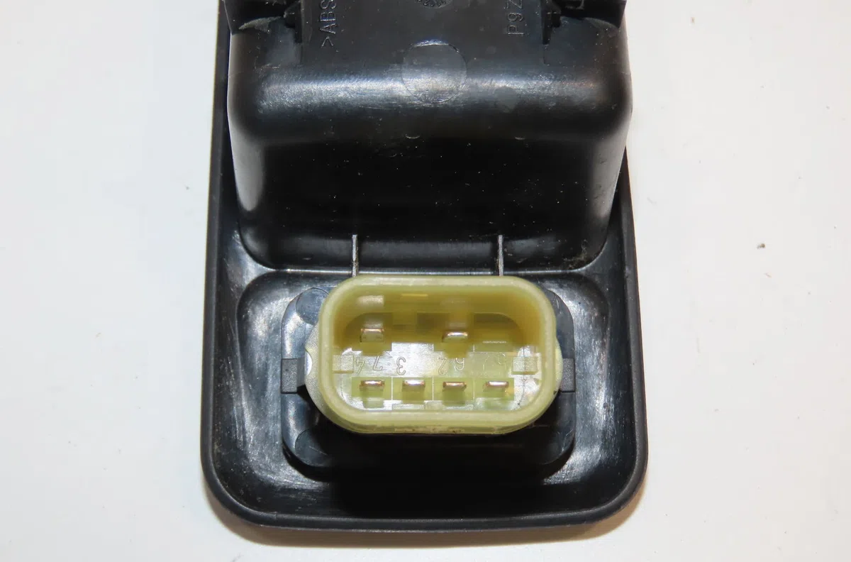 Commande lève-glace porte avant droite Ford FOCUS C-MAX (DM2) 1.8 tdci (2005-2007) 5 portes occasion — photo 3