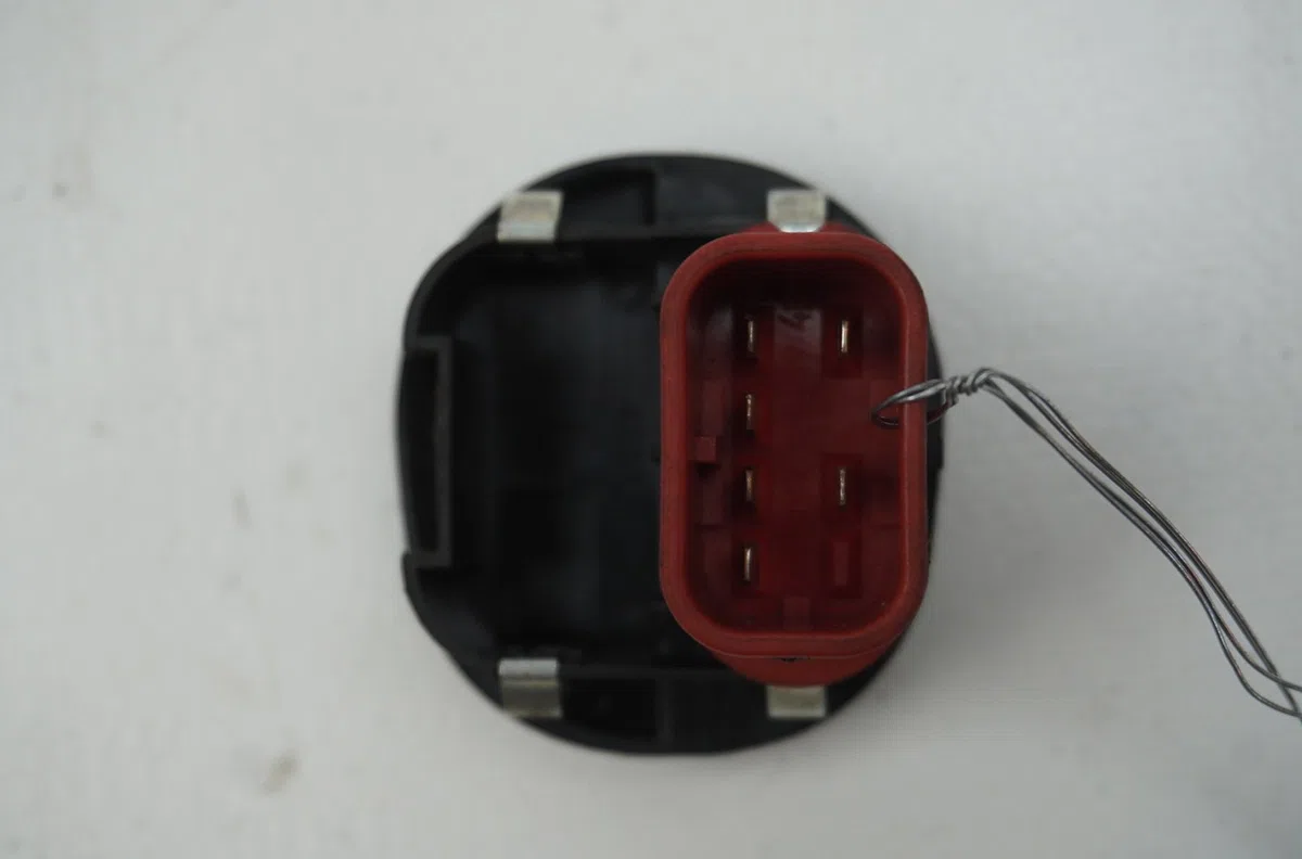 Commande lève-glace porte avant droite Ford FUSION (JU_) 1.4 tdci (2002-2012) 5 portes occasion — photo 3