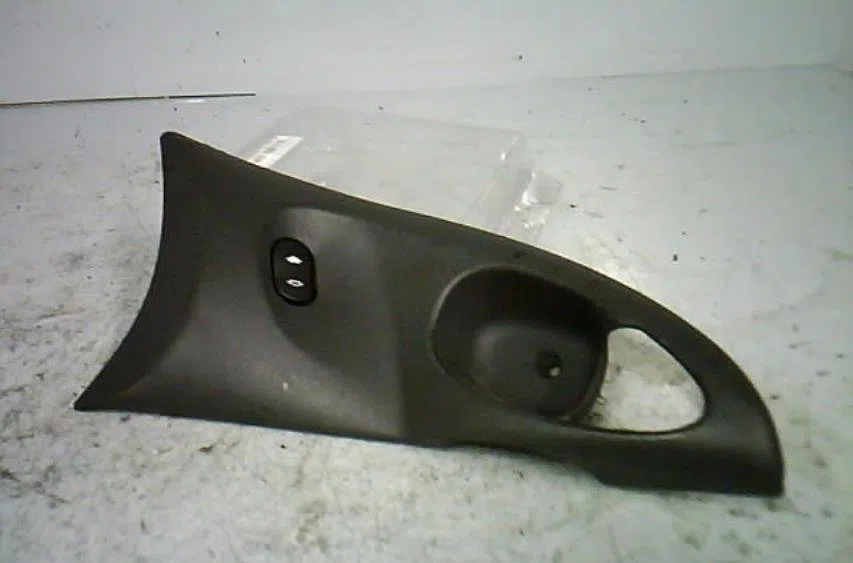 Commande lève-glace porte avant droite Ford KUGA I 2.0 tdci (2008-2012) 5 portes occasion