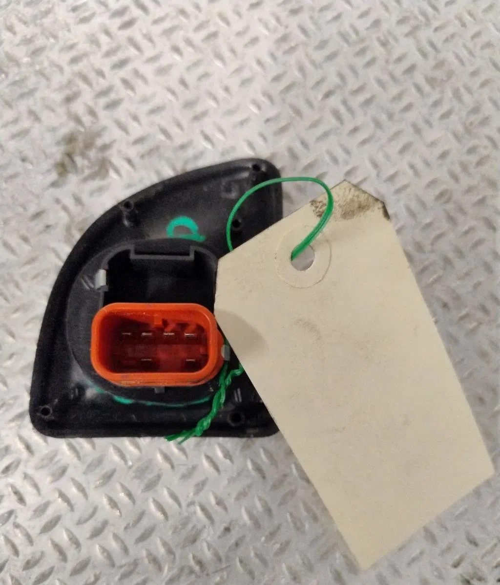 Commande lève-glace porte avant droite Ford TRANSIT CONNECT (P65_, P70_, P80_) 1.8 tdci (2002-2013) 3 portes occasion — photo 2