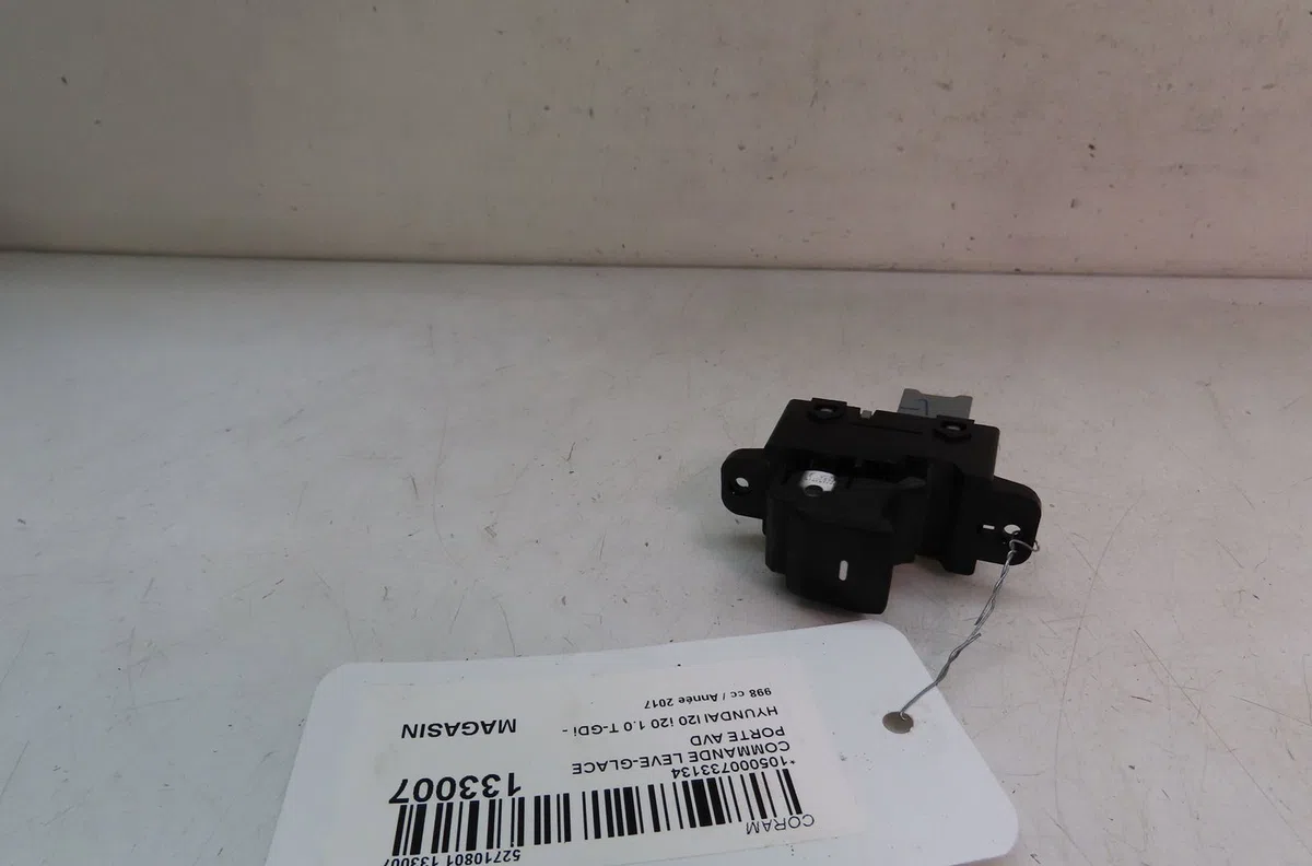 Commande lève-glace porte avant droite Hyundai I20 II (GB, IB) 1.0 t-gdi (2016) occasion — photo 3