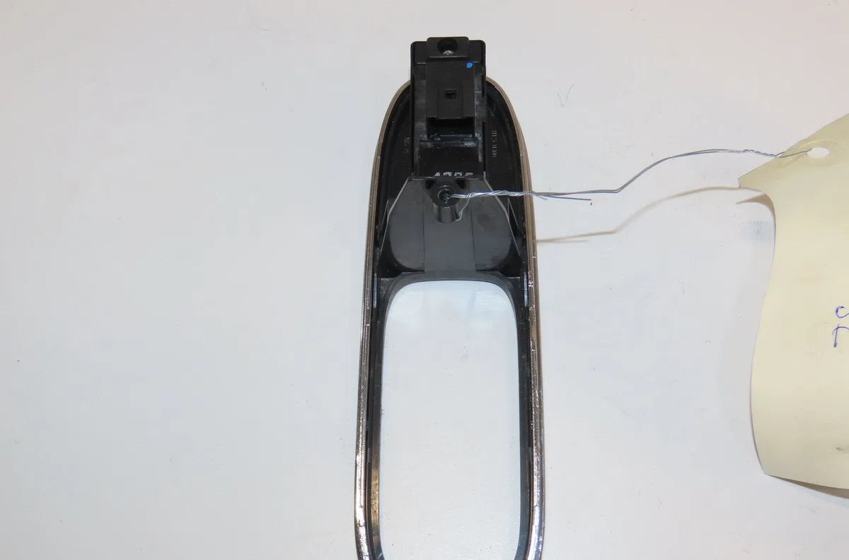 Commande lève-glace porte avant droite Jaguar XJ (X350, X358) 3.6 (2003-2009) occasion — photo 2
