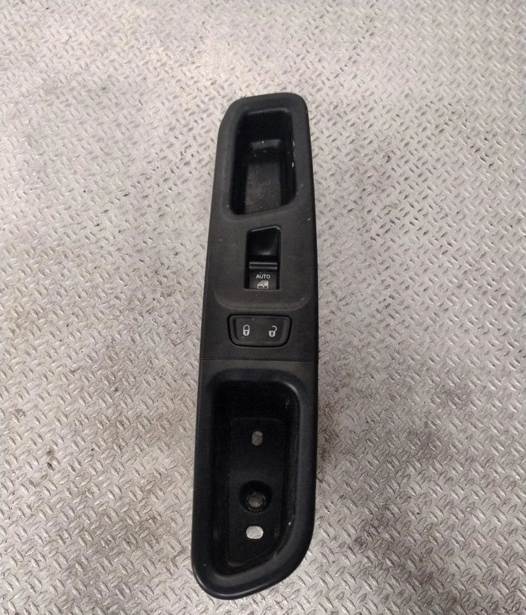 Commande lève-glace porte avant droite JEEP RENEGADE RENEGADE PHASE 1 occasion