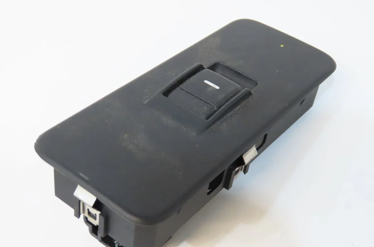 Commande lève-glace porte avant droite Land rover RANGE ROVER SPORT I (L320) 2.7 d 4x4 (2005-2013) occasion
