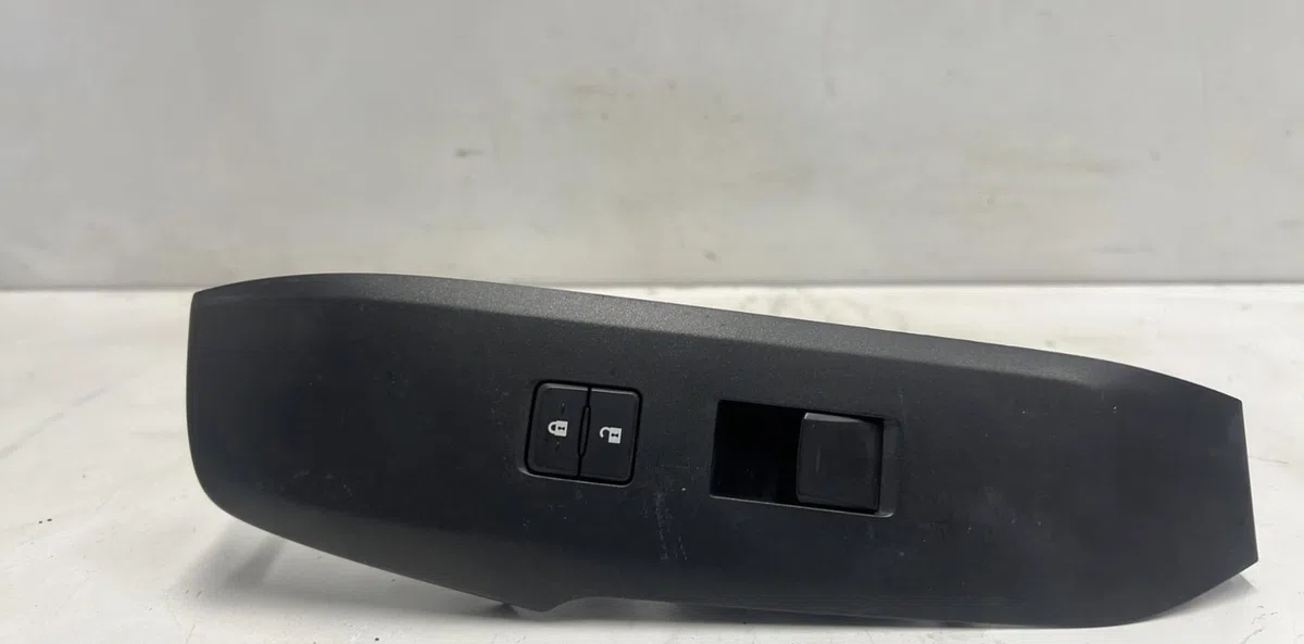 Commande lève-glace porte avant droite LEXUS NX 1 PHASE 1 occasion — photo 2