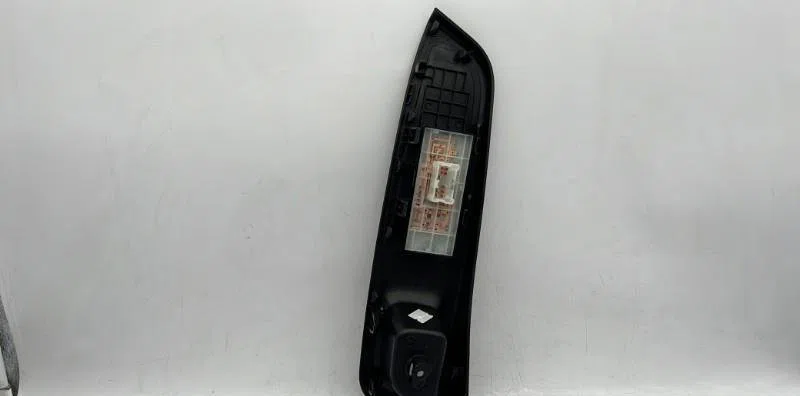 Commande lève-glace porte avant droite NISSAN MICRA 5 occasion