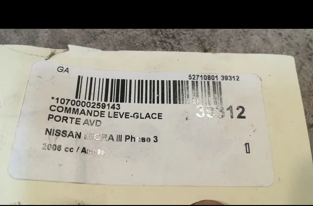 Commande lève-glace porte avant droite Nissan MICRA III (K12) 1.4 16v (2003-2010) occasion — photo 3