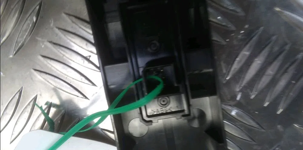 Commande lève-glace porte avant droite Opel ASTRA H Break (A04) 1.7 cdti (l35) (2004-2010) occasion — photo 2
