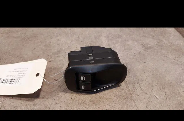 Commande lève-glace porte avant droite Peugeot 206 3-5 portes (2A-C) 1.4 hdi eco 70 (2001-2009) 5 portes occasion