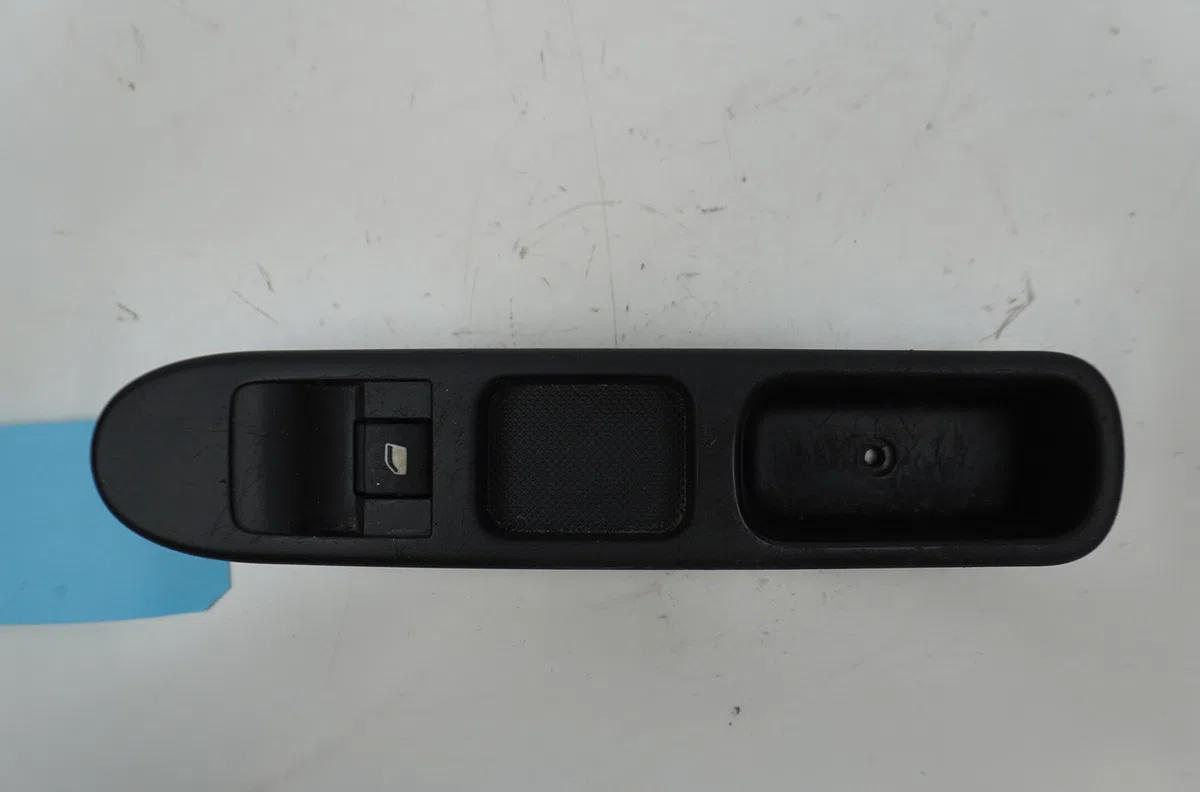 Commande lève-glace porte avant droite Peugeot 207-207 (WA_, WC_) 1.6 hdi (2006-2013) 5 portes occasion