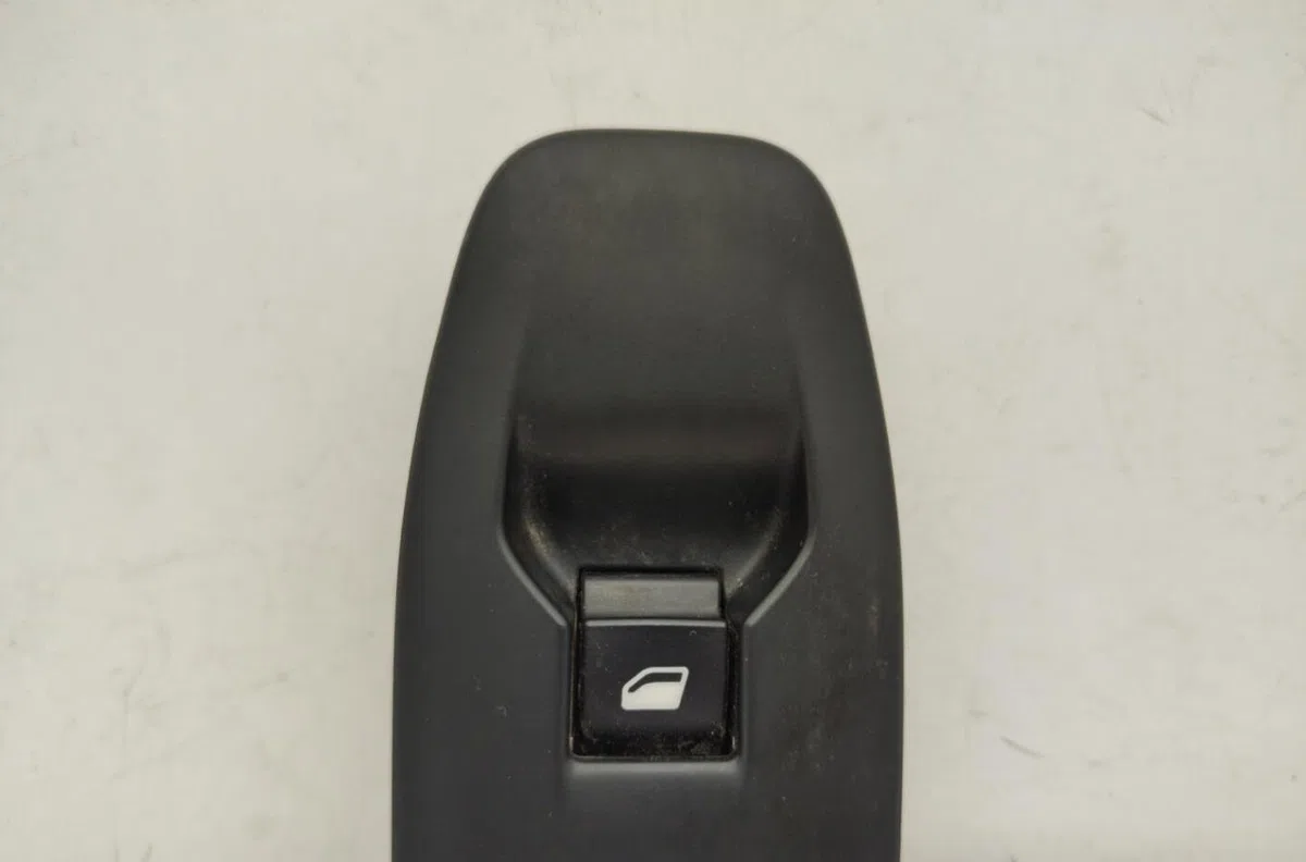 Commande lève-glace porte avant droite PEUGEOT 208 1 PHASE 1 occasion