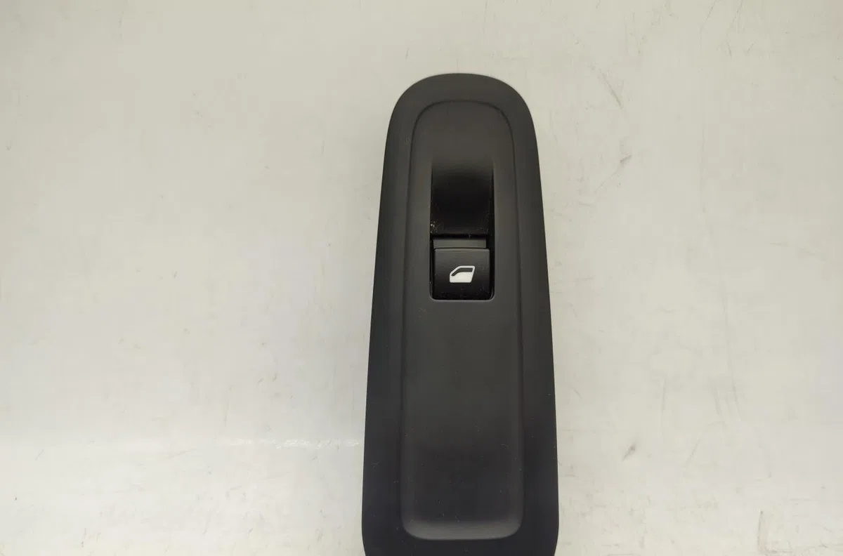 Commande lève-glace porte avant droite PEUGEOT 308 2 SW PHASE 2 BREAK occasion — photo 3