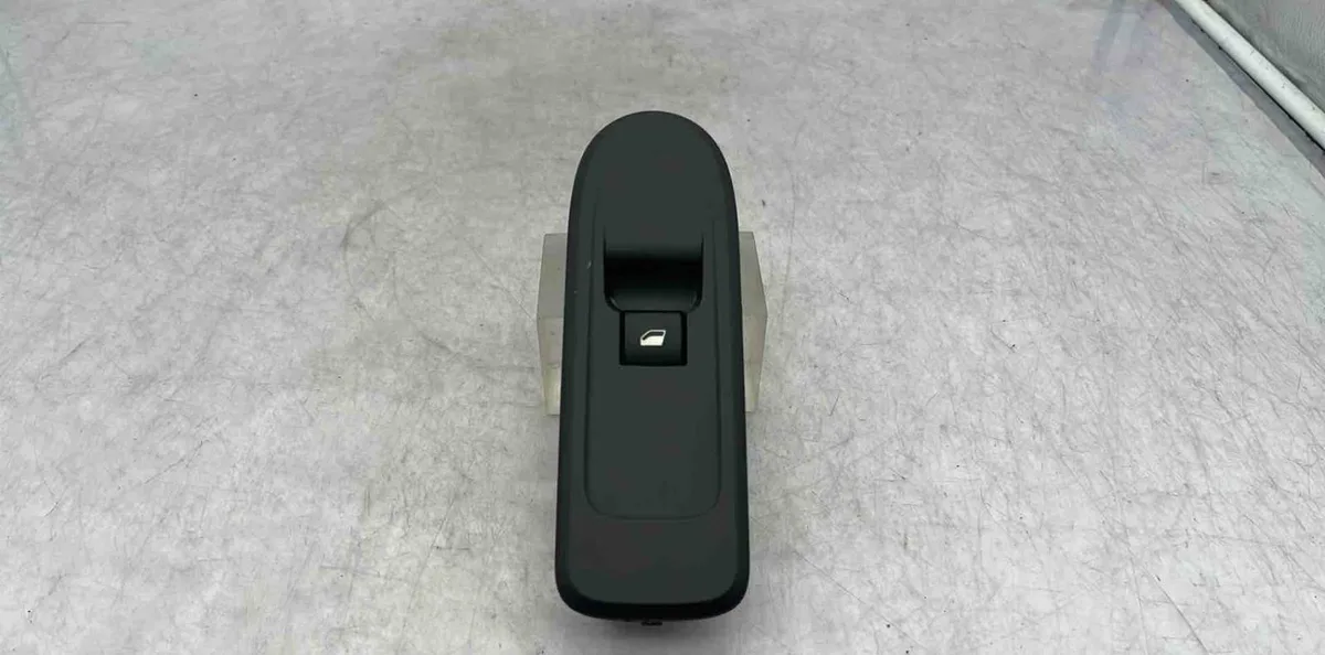 Commande lève-glace porte avant droite PEUGEOT 508 1 SW PHASE 2 BREAK occasion