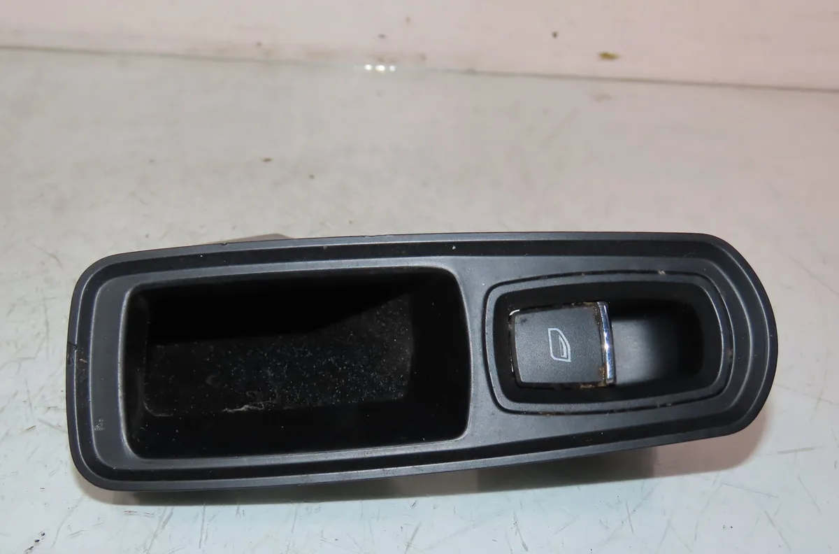 Commande lève-glace porte avant droite Porsche PANAMERA (970) 3.0 s e-hybrid (2011-2013) occasion