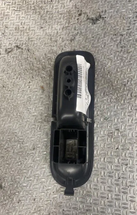 Commande lève-glace porte avant droite RENAULT CLIO 3  CLIO 3 PHASE 2 occasion