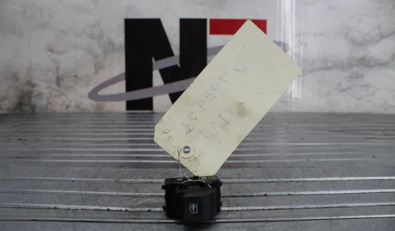Commande lève-glace porte avant droite RENAULT CLIO 4 PHASE 2 occasion — photo 2