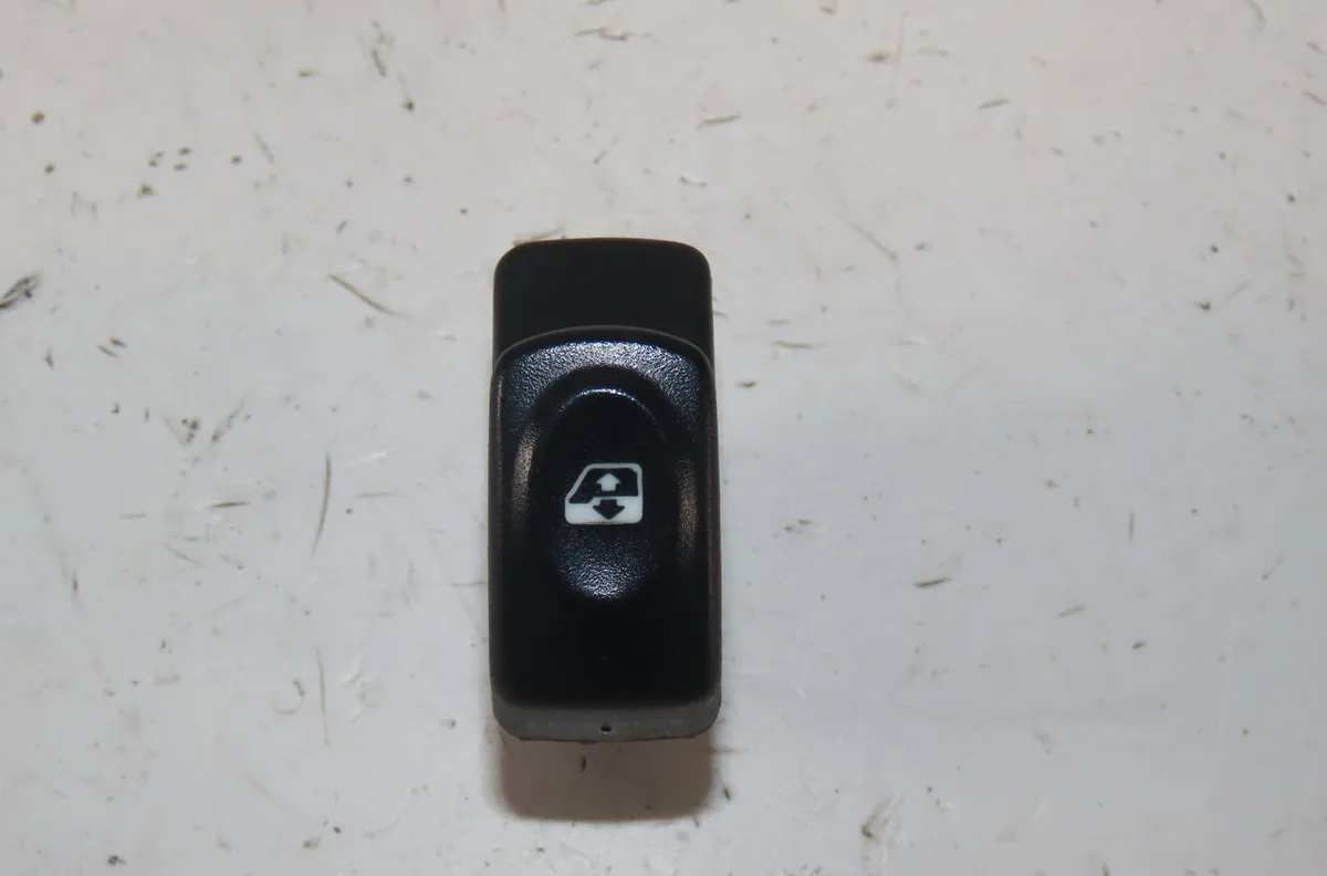Commande lève-glace porte avant droite Renault CLIO II (BB_, CB_) 1.2 (bb0a, bb0f, bb10, bb1k, bb28, bb2d, bb2h, cb0a,..