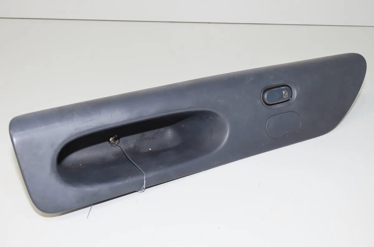 Commande lève-glace porte avant droite Renault ESPACE III (JE0_) 2.0 (je0a) (1996-2000) occasion