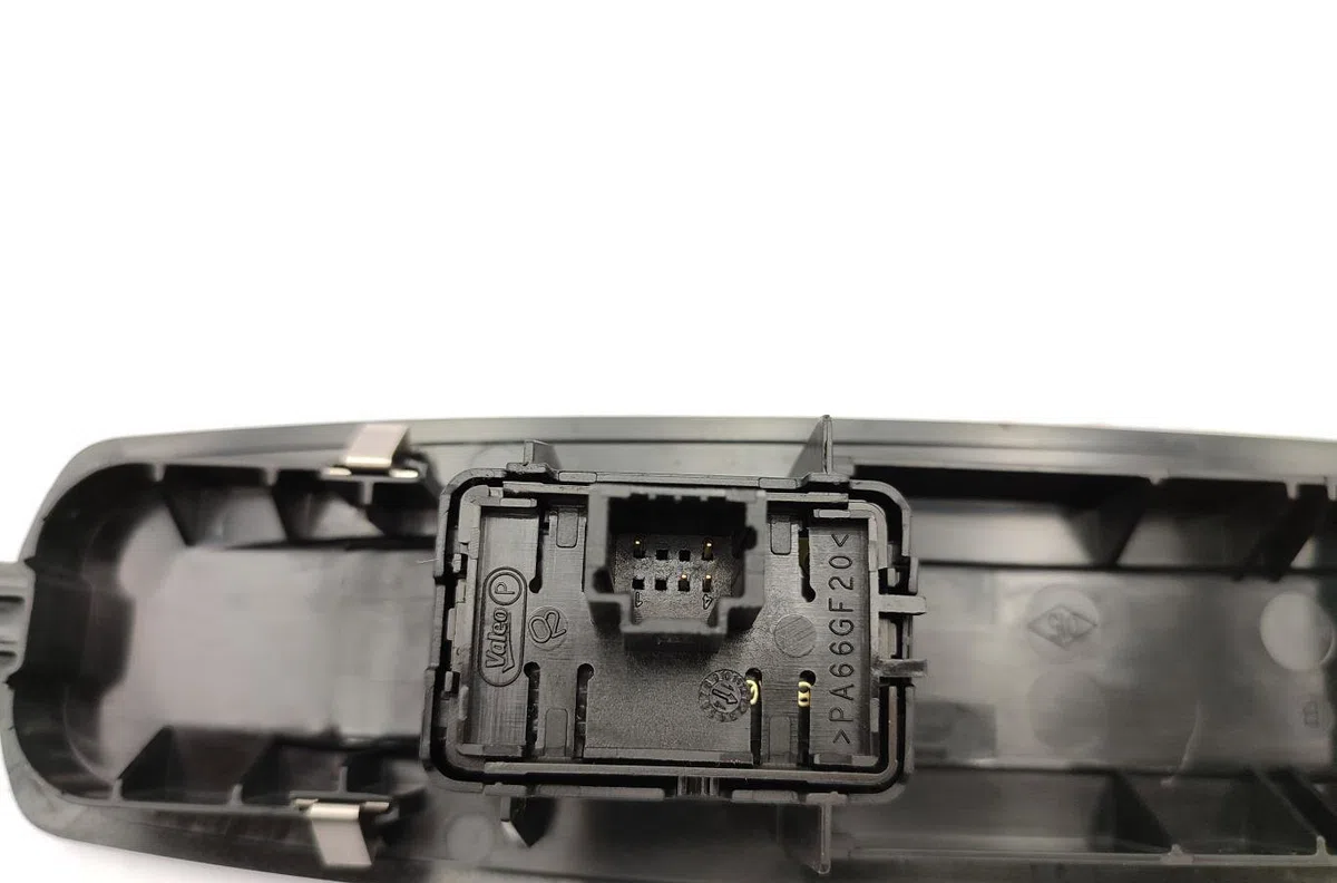 Commande lève-glace porte avant droite RENAULT GRAND SCENIC 3 PHASE 3 occasion — photo 4