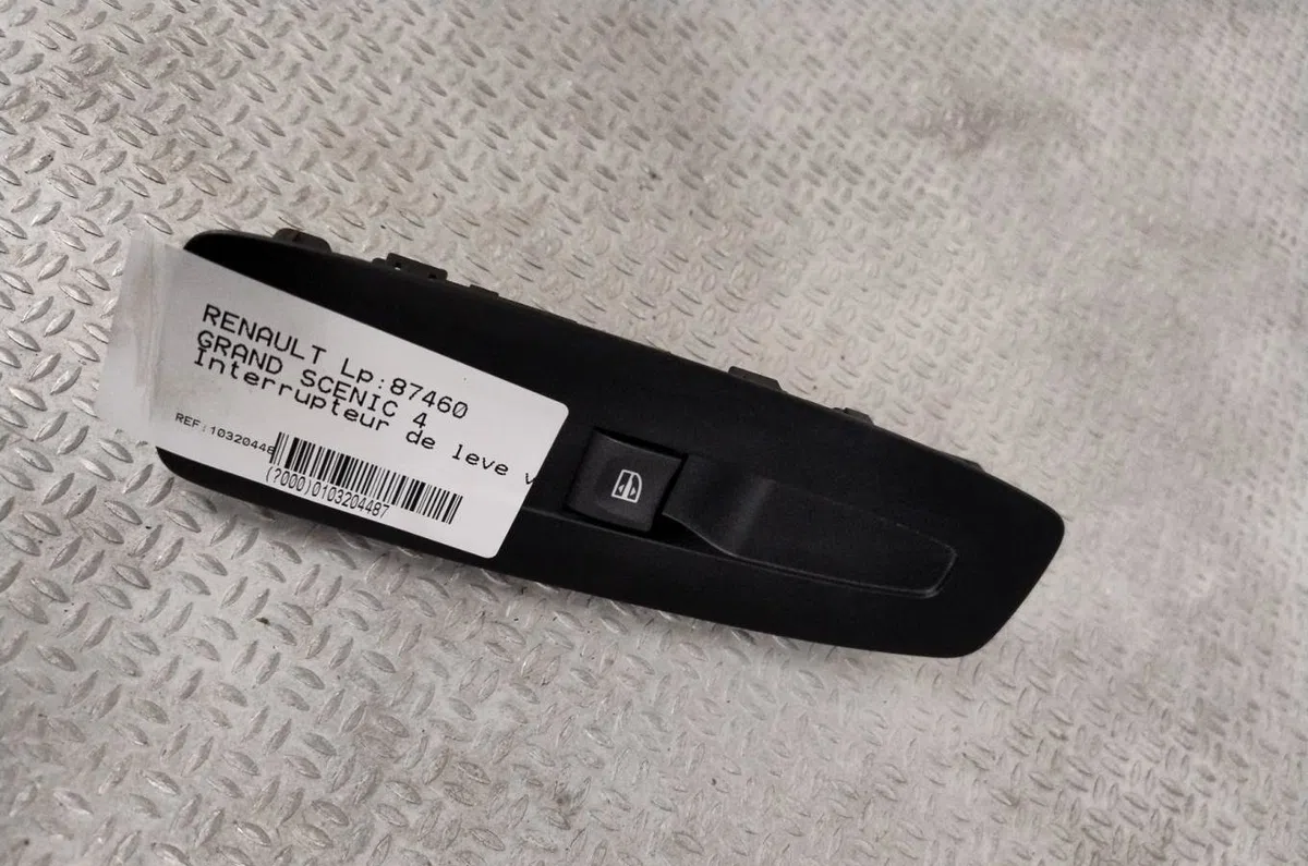 Commande lève-glace porte avant droite RENAULT GRAND SCENIC 4  GRAND SCENIC 4 occasion