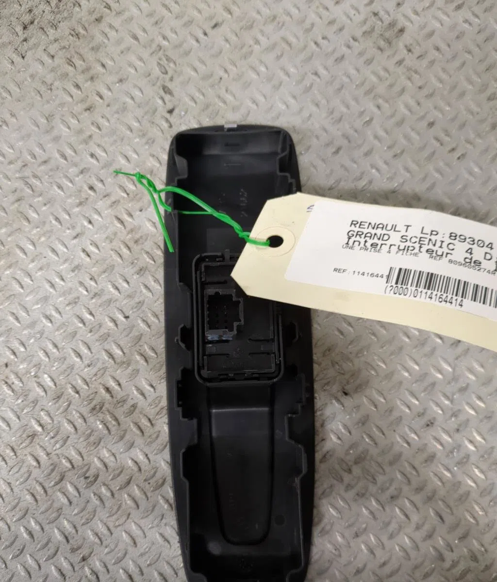 Commande lève-glace porte avant droite RENAULT GRAND SCENIC 4  GRAND SCENIC 4 occasion — photo 2