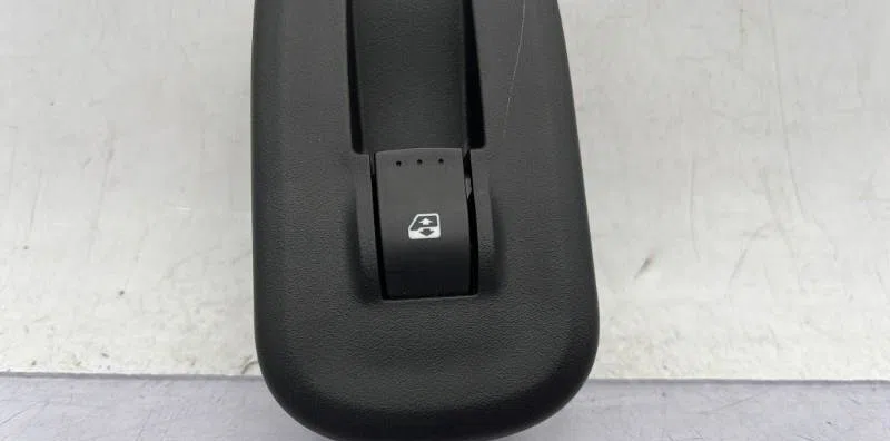 Commande lève-glace porte avant droite RENAULT KANGOO 2 PHASE 1 occasion — photo 3