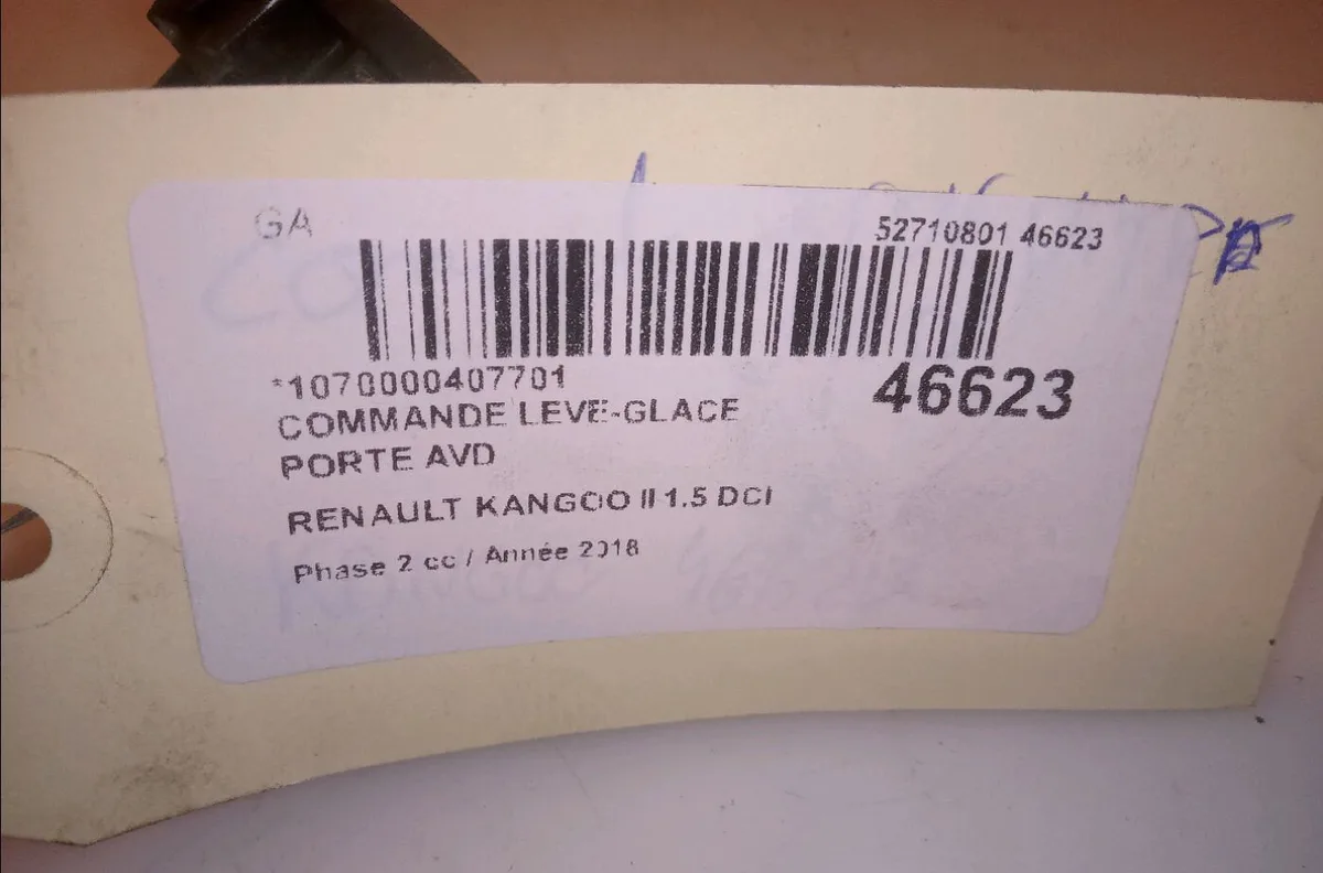 Commande lève-glace porte avant droite Renault KANGOO Express (FW0-1_) 1.5 dci 90 (fw0g, fw05, fw08, fw11) (2009) 4 portes occasion — photo 4