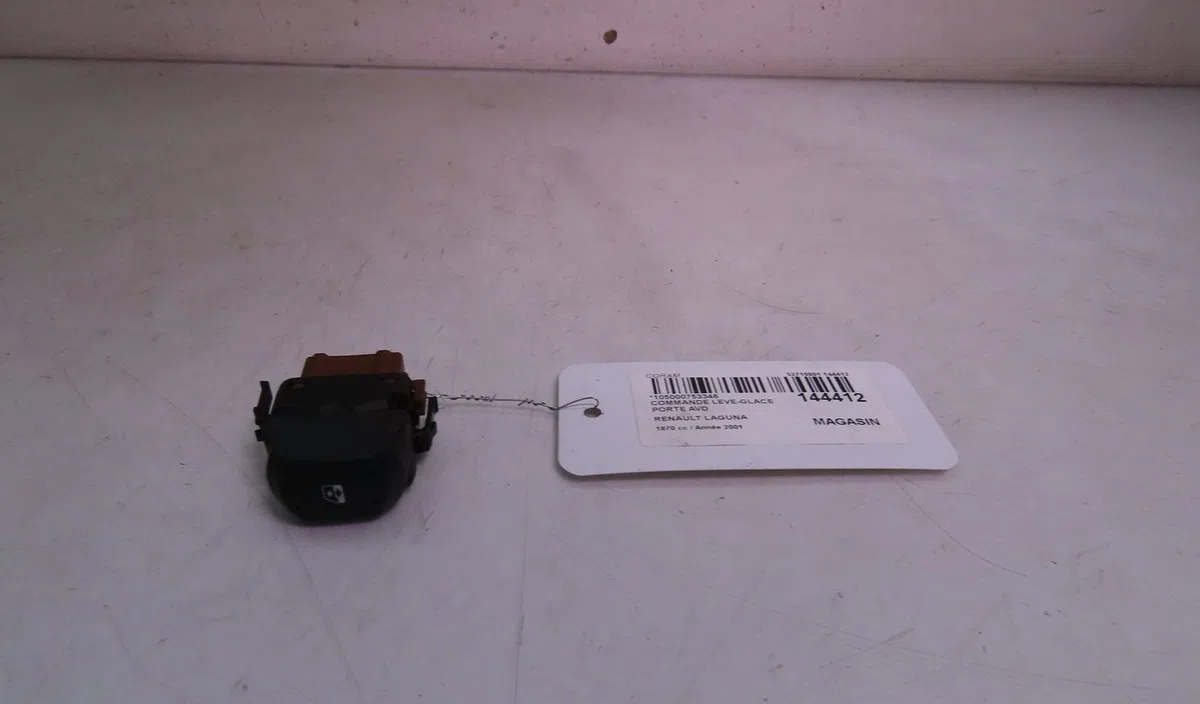 Commande lève-glace porte avant droite RENAULT LAGUNA 2001 occasion — photo 2
