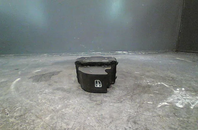 Commande lève-glace porte avant droite Renault LAGUNA Coupé (DT0-1) 2.0 dci (dt01, dt08, dt09, dt0k, dt12, dt1c, dt1d, dt1m,...  occasion — photo 3