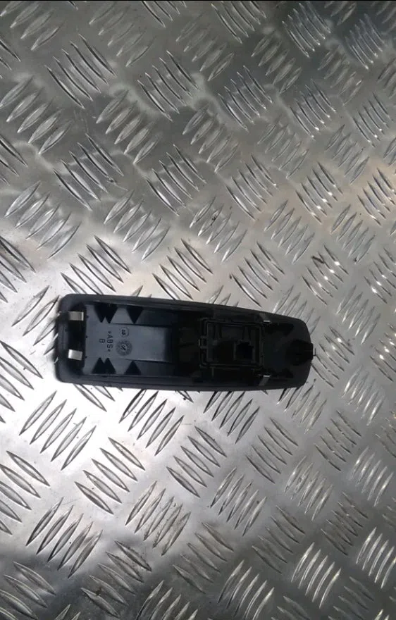 Commande lève-glace porte avant droite Renault LAGUNA III (BT0-1) 1.5 dci (bt00, bt0a, bt0t, bt1j) (2007-2015) 5 portes occasion — photo 2