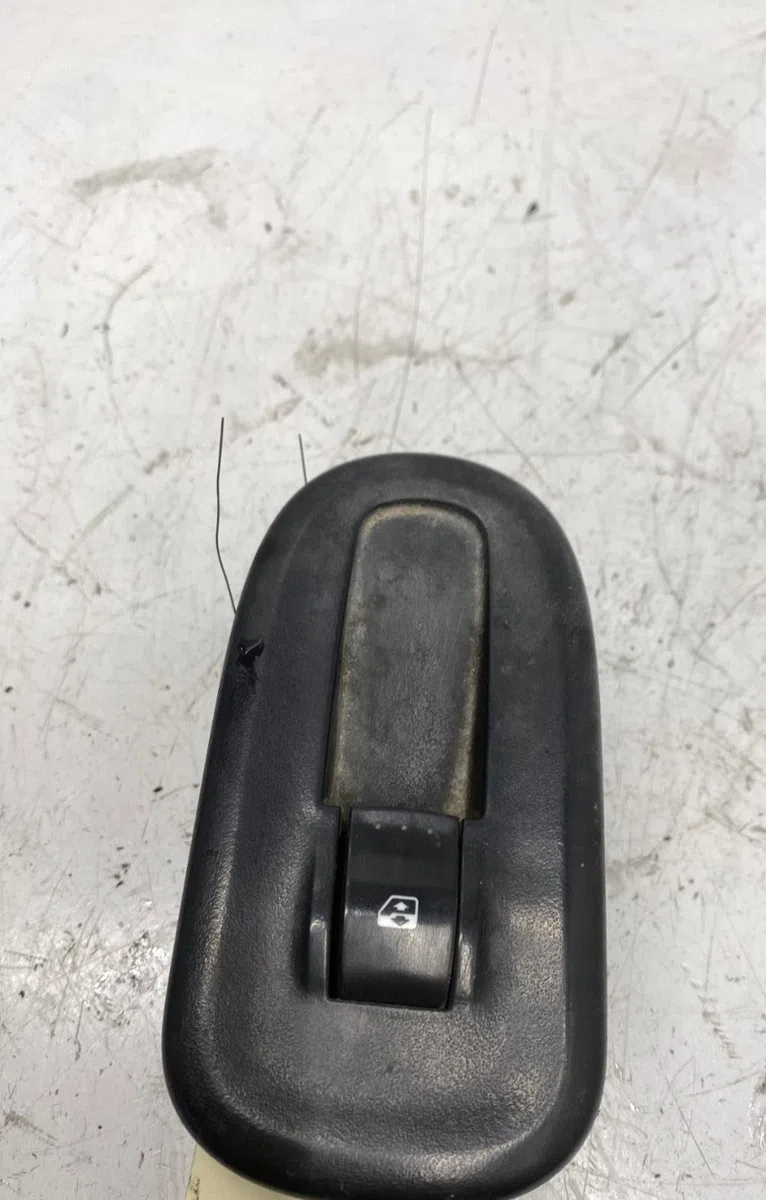Commande lève-glace porte avant droite Renault MASTER III Camionnette (FV) 2.3 dci 100 fwd (fv0a, fv0b, fv0g, fv0k, fv0h