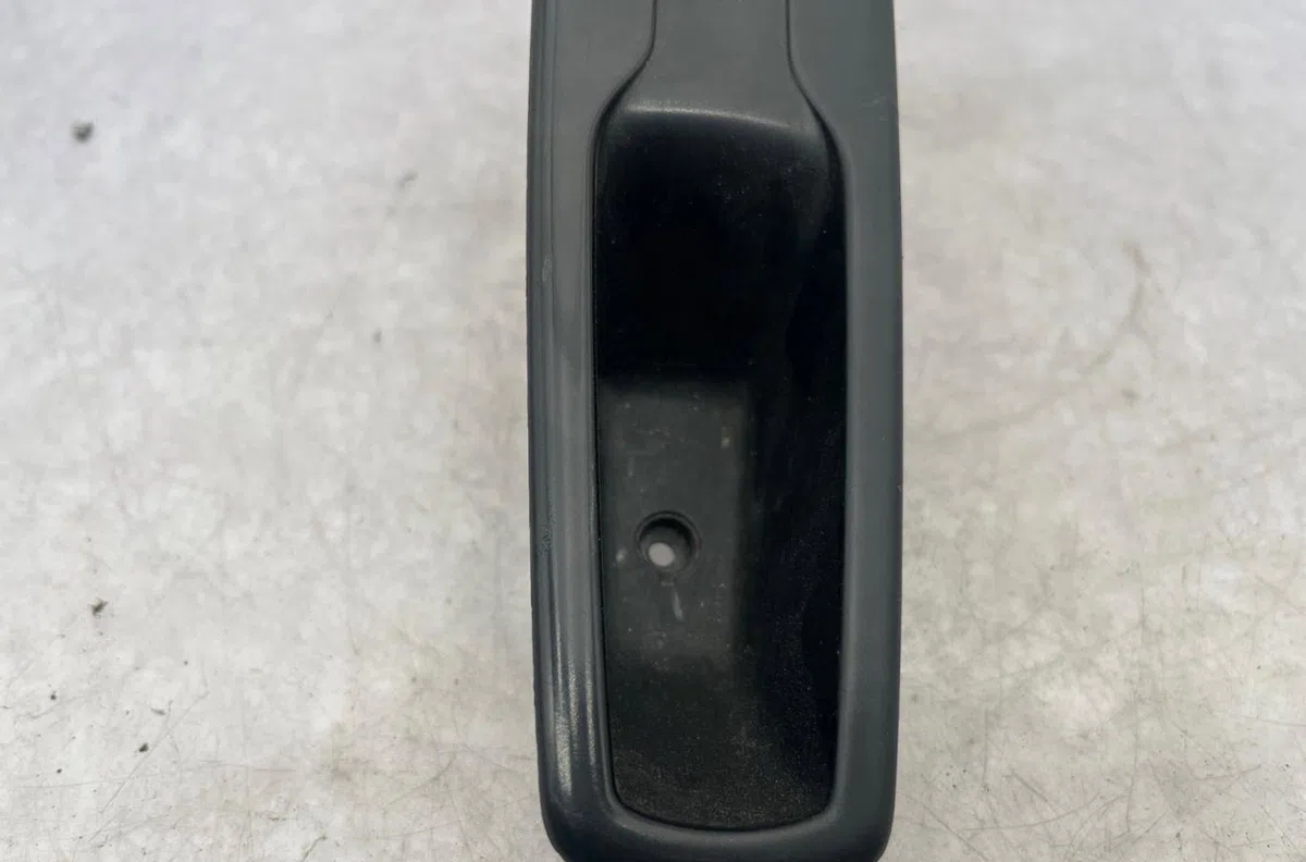 Commande lève-glace porte avant droite RENAULT MEGANE 3 PHASE 1 occasion — photo 2