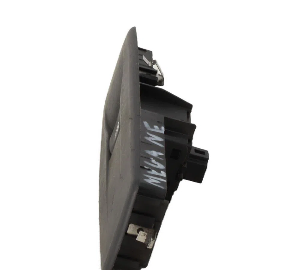 Commande lève-glace porte avant droite Renault MEGANE III 3-5 portes (BZ0-1_, B3_) 1.9 dci (bz0n, bz0j) (2008) occasion — photo 2