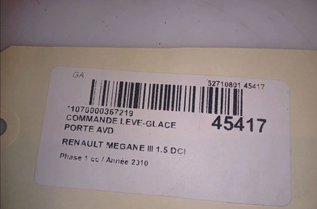 Commande lève-glace porte avant droite Renault MEGANE III Coupé (DZ0-1_) 1.5 dci (dz09, dz0d, dz1f, dz1g, dz14, dz29) (2009-2015) 3 portes occasion — photo 4