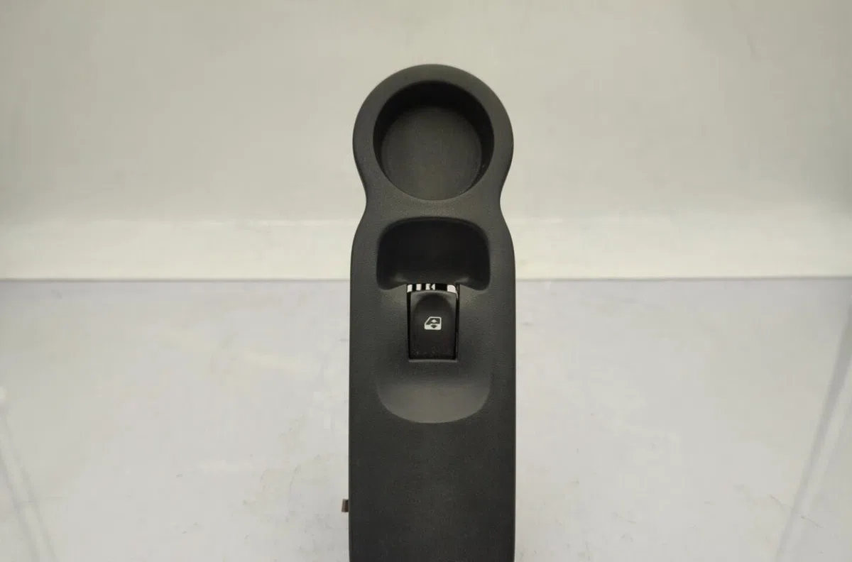 Commande lève-glace porte avant droite RENAULT MODUS PHASE 2 occasion