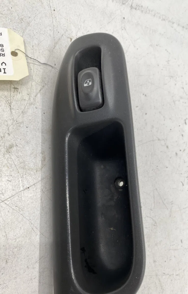 Commande lève-glace porte avant droite Renault SCÉNIC I Monospace (JA0-1_, FA0_) 1.9 dci (ja05, ja1f) (1999-2003) 5 portes occasion