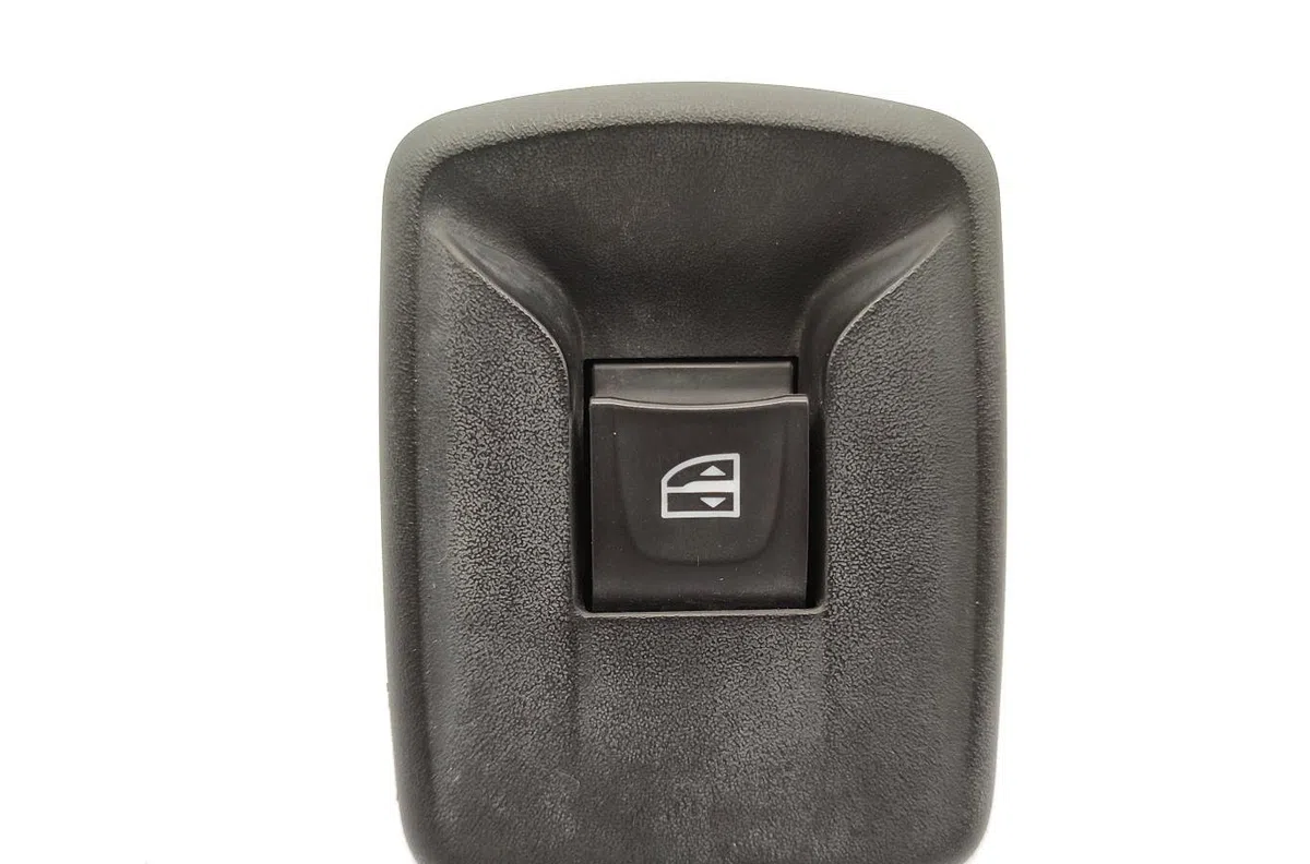 Commande lève-glace porte avant droite RENAULT TRAFIC 3 COURT PHASE 2 occasion — photo 2