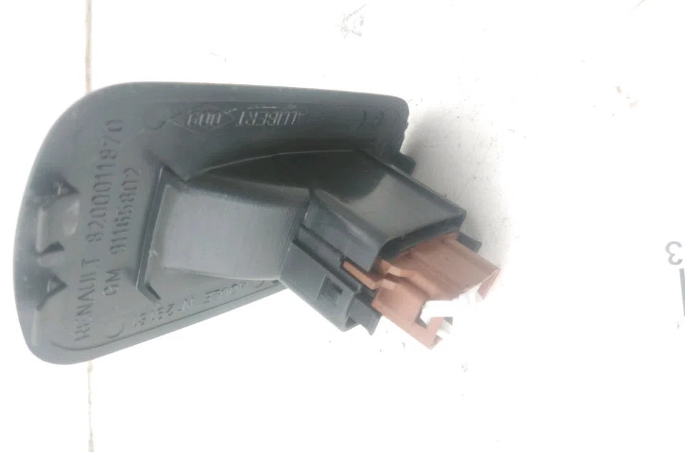 Commande lève-glace porte avant droite Renault TRAFIC II Camionnette (FL) 2.0 dci 90 (fl0h) (2006) occasion — photo 2