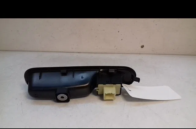 Commande lève-glace porte avant droite Renault TWINGO III (BCM_, BCA_) 1.0 sce 70 (2014) 5 portes occasion
