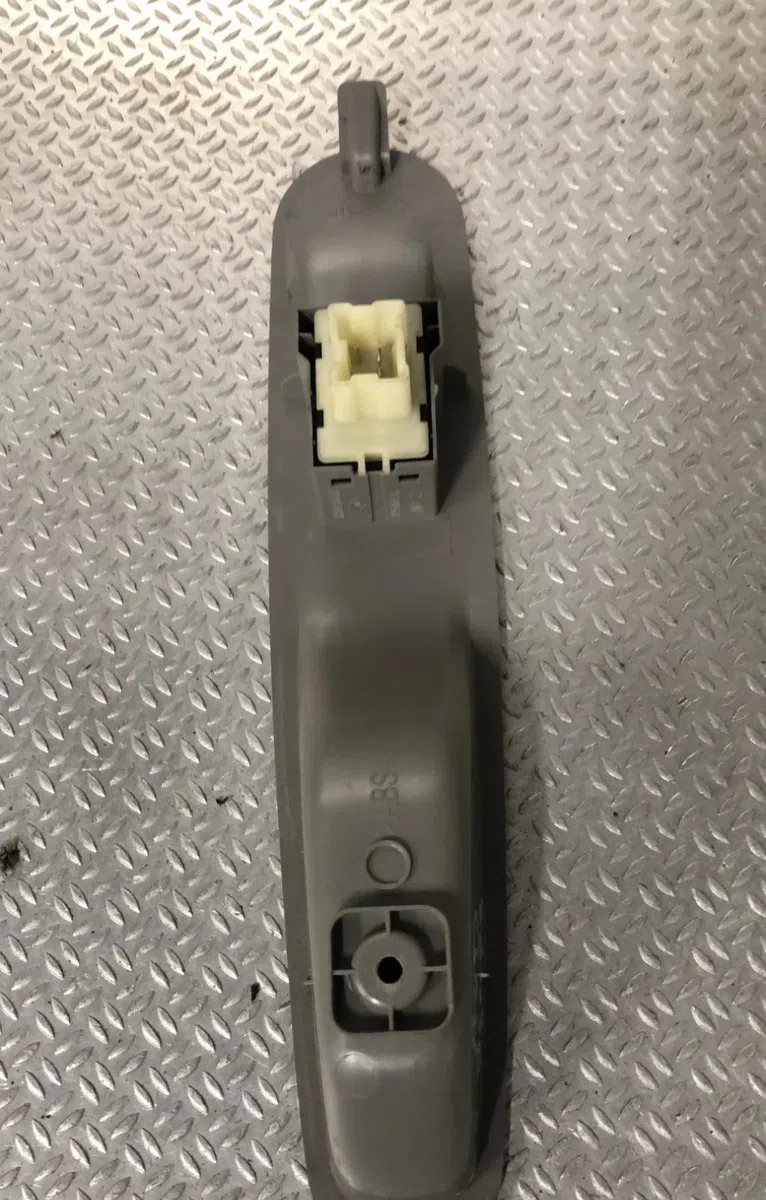Commande lève-glace porte avant droite RENAULT ZOE 1 occasion — photo 2