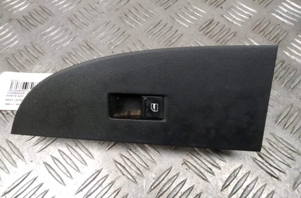 Commande lève-glace porte avant droite Seat LEON (1P1) 2.0 tdi (2005-2010) occasion — photo 3