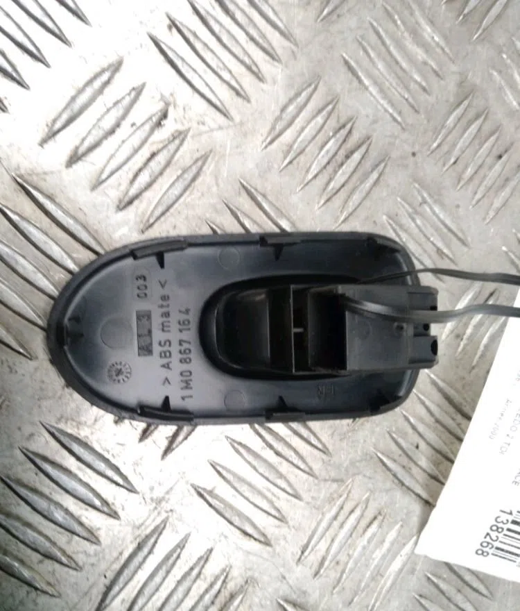 Commande lève-glace porte avant droite Seat TOLEDO II (1M2) 1.9 tdi (1999-2004) occasion — photo 2