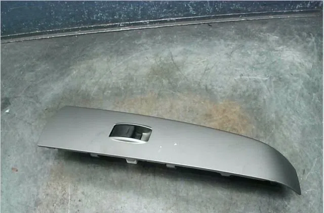Commande lève-glace porte avant droite Toyota PRIUS Liftback (_W2_) 1.5 hybrid (nhw20_) (2003-2009) occasion — photo 3
