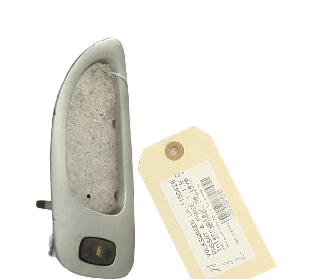 Commande lève-glace porte avant droite Volkswagen PASSAT B5 (3B2) 1.9 tdi (1996-2000) occasion — photo 2