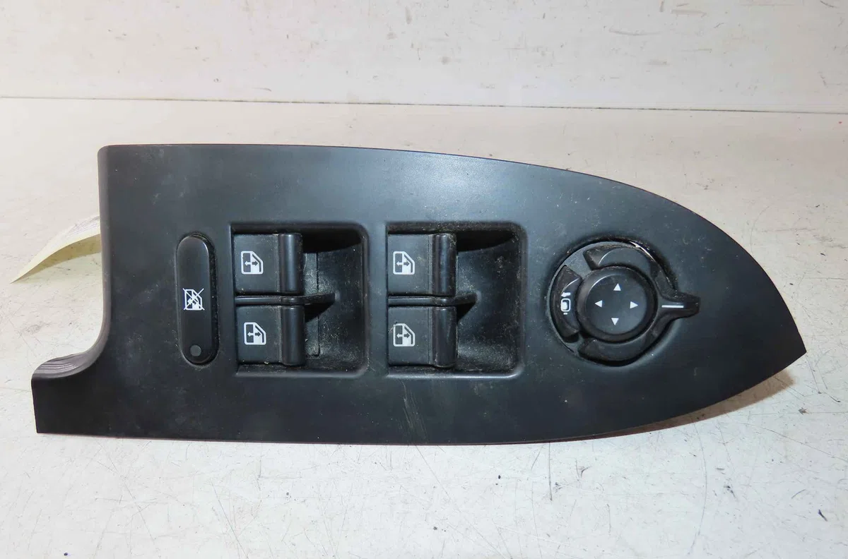 Commande lève-glace porte avant gauche ALFA ROMEO GIULIETTA II occasion