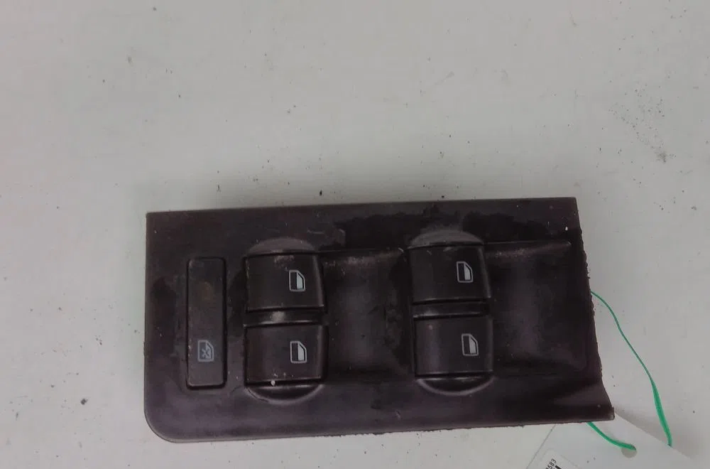 Commande lève-glace porte avant gauche AUDI A6 2003 occasion — photo 2