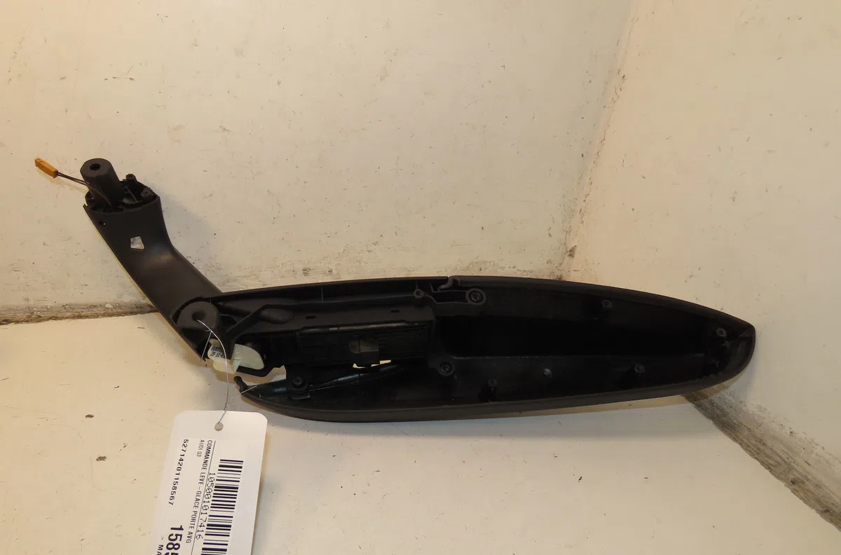 Commande lève-glace porte avant gauche Audi Q3 (8UB, 8UG) 2.0 tdi quattro (2011-2018) occasion — photo 2