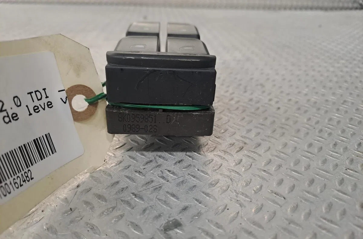 Commande lève-glace porte avant gauche Audi Q5 (8RB) 2.0 tdi quattro (2012-2017) occasion — photo 2