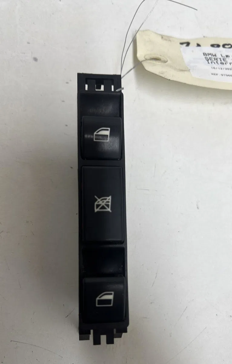Commande lève-glace porte avant gauche Bmw 3 (E46) 330 d (1999-2005) occasion — photo 2